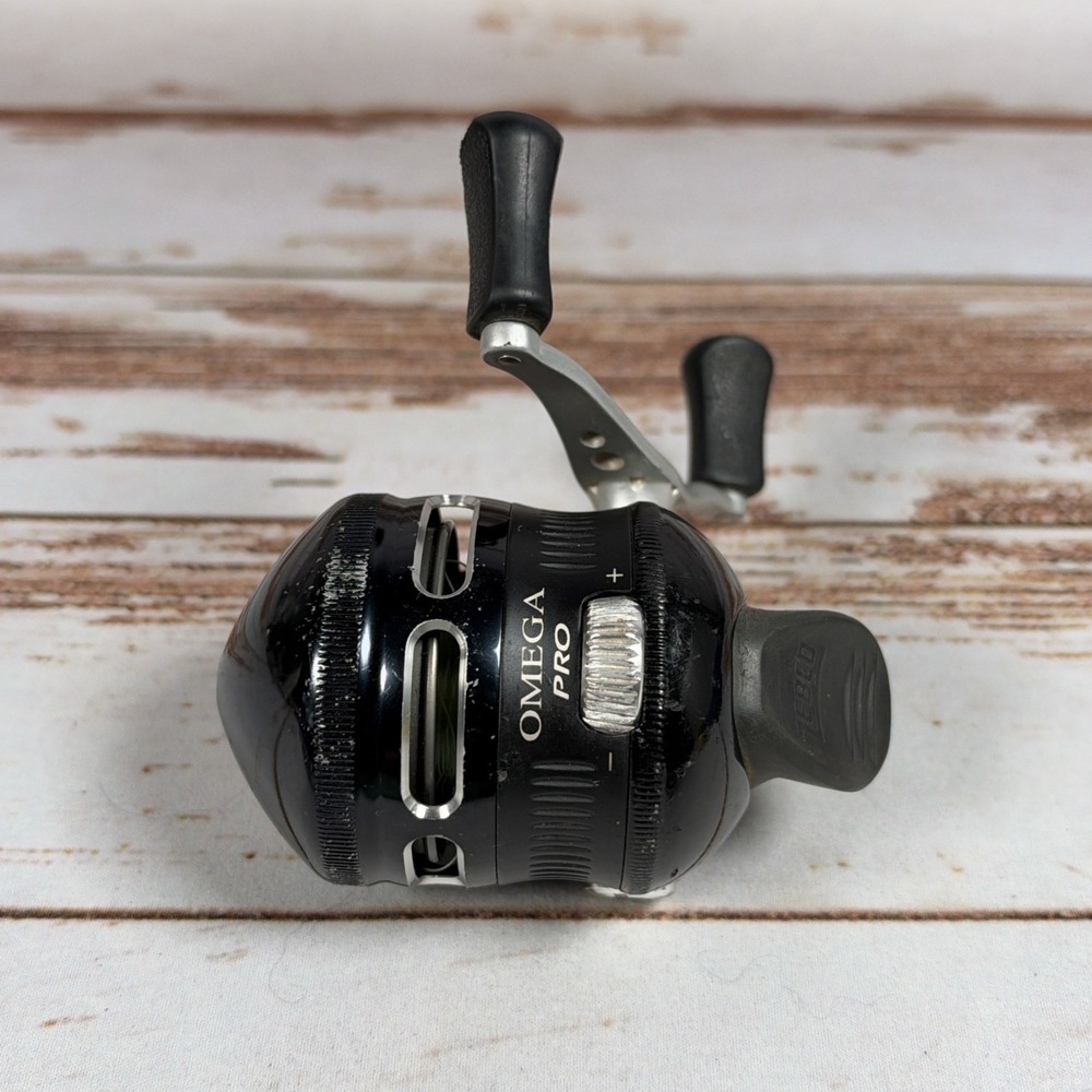 Zebco Omega Pro 3 Z03PRO 3.4:1 7 Bearing Spincast Reel with 10LB Line